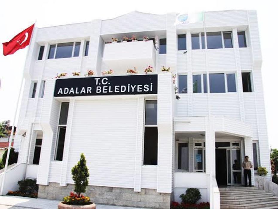 Adalar Belediye Başkanvekilisi Seçimi Ertelendi