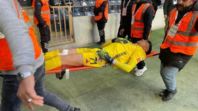 Son dakika spor haberleri | Gaziantep FK kalecisi Burak Bozan hastaneye kaldırıldı