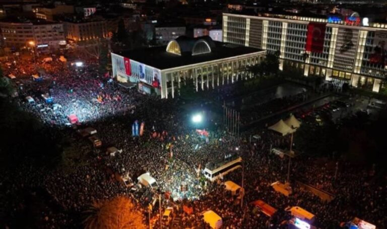 Chp’li çakinzer’nden trt reaksiyonu: ‘Türkiye ayakta, a -secd vermiyor’ – son dakika Türkiye habercileri