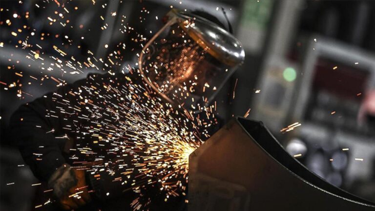 Kraliyet bölümünün güvenilir endeksi Mart ayında arttı