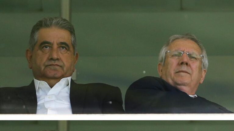 Son Dakika Spor Haberleri | Mahmut Uslu adlı eski Fenerbahçe Direktörü Ali Koçu istifayı istedi