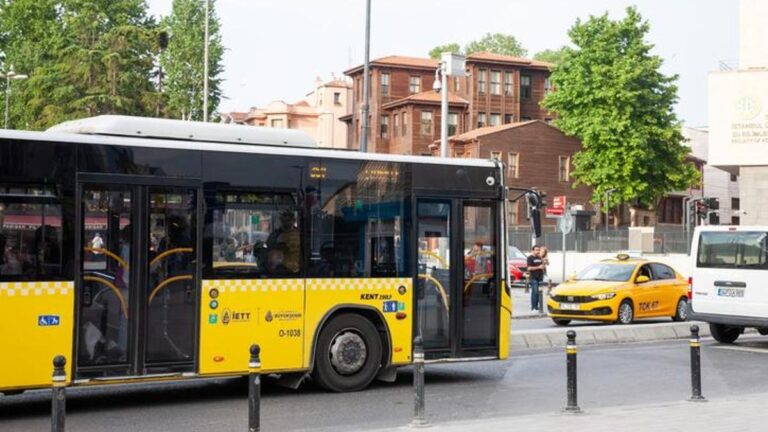 15bk durur! Iett 15bk otobüs isimleri durdurur, satır 15bk satır …