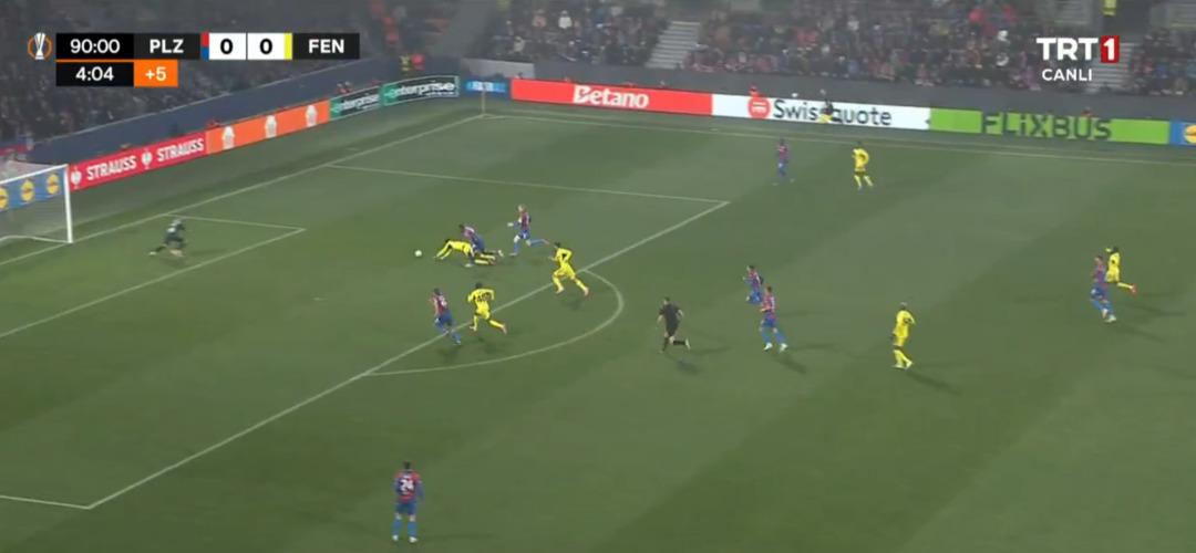 Resmi basın açıklaması geldi! F.Bahçe, Viktoria Plzen maçı için Hollandalı hakem için UEFA'ya başvurdu.