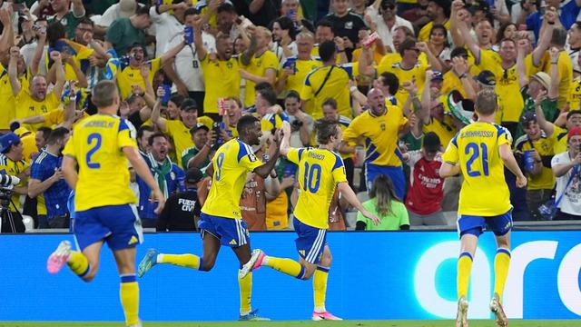 İsveç’ten Dünya Kupası’na gol şov! Tunus’u farklı geçtiler
